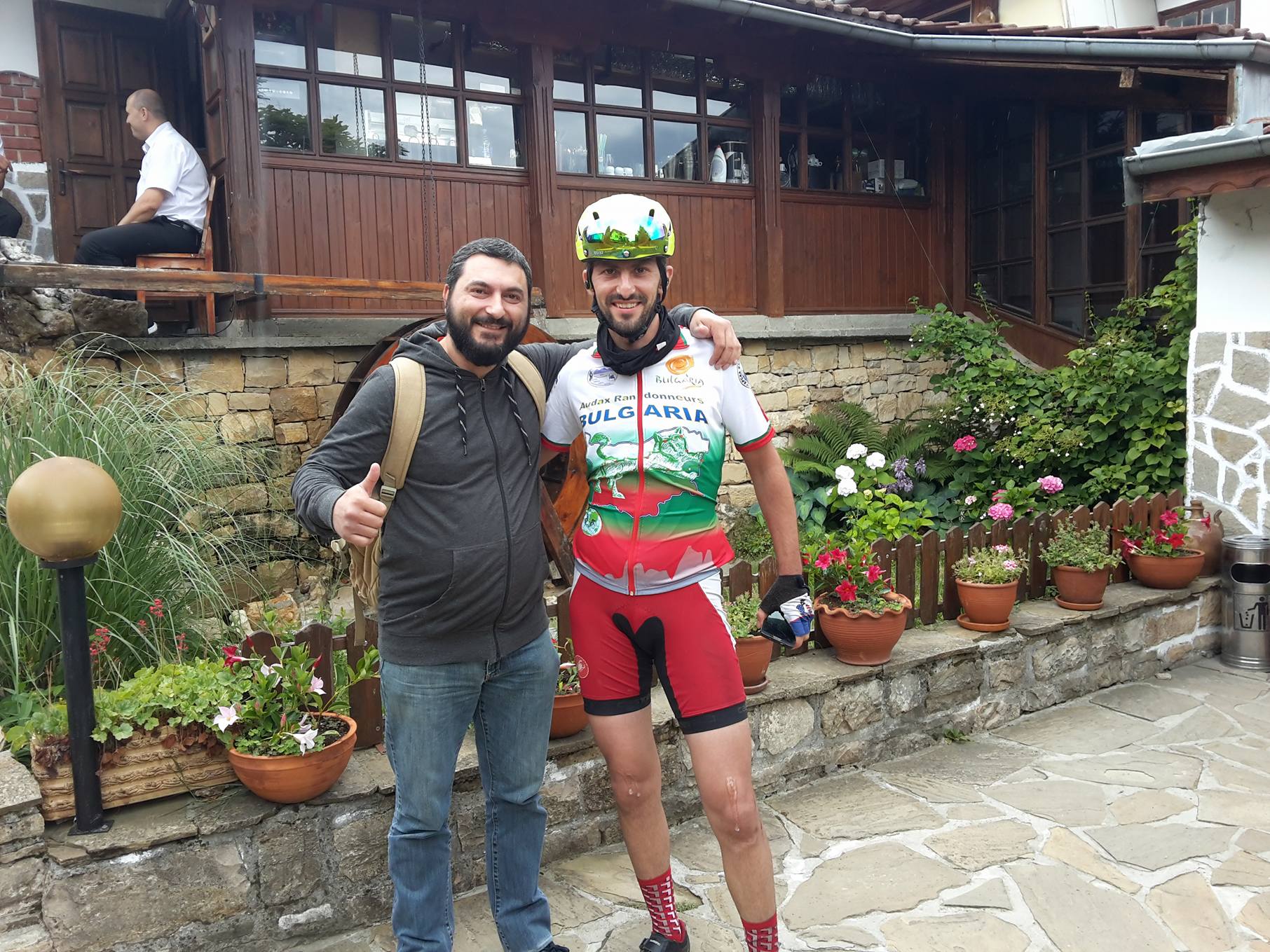 35972619_2066994250292940_8900938697231302656_n